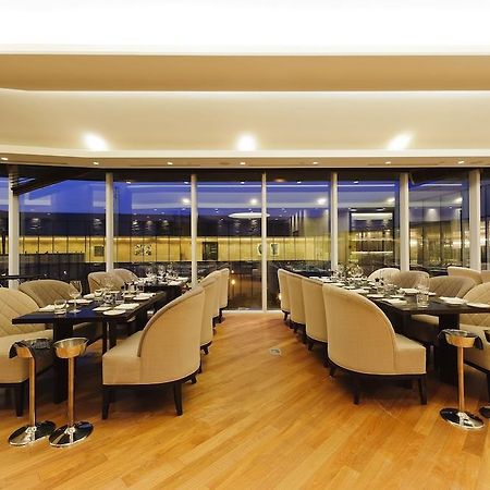 De Convencoes De Talatona Hotel Luanda Luaran gambar