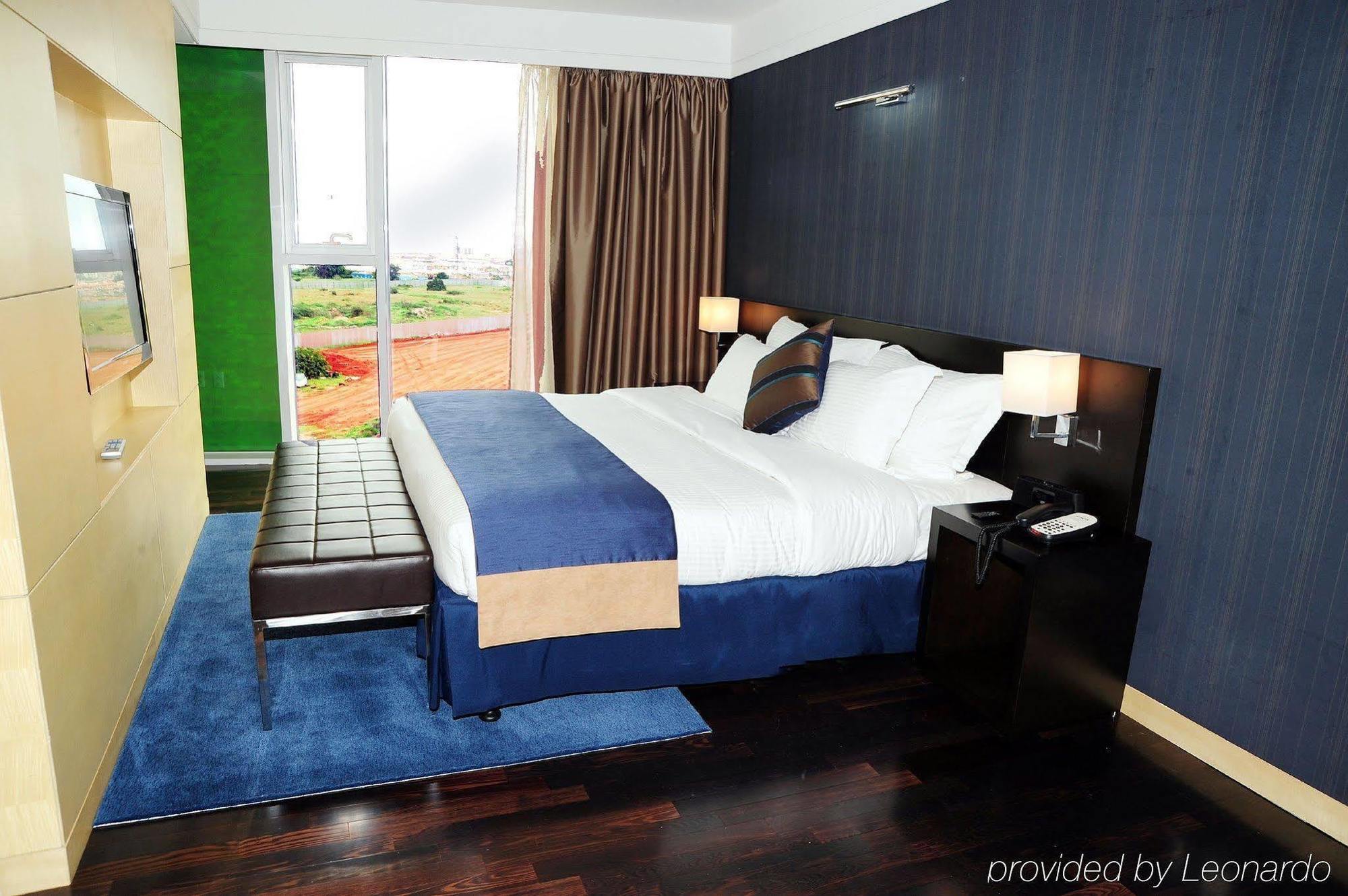 De Convencoes De Talatona Hotel Luanda Bilik gambar