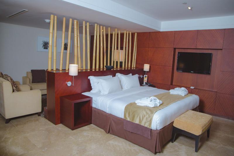 De Convencoes De Talatona Hotel Luanda Luaran gambar