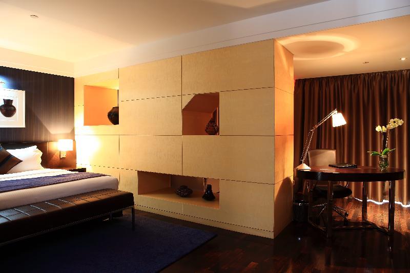 De Convencoes De Talatona Hotel Luanda Luaran gambar